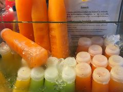 -滨海尚泰美食广场