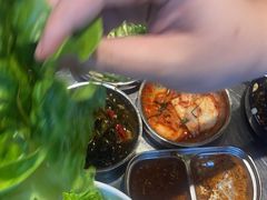 -哈哈碳都·牛肋条无限自助烤肉(台江万达店)
