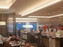 大堂-云端西餐厅(南宁龙光那莲豪华精选酒店)