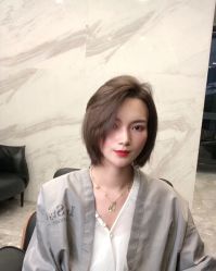 -东秀护肤造型