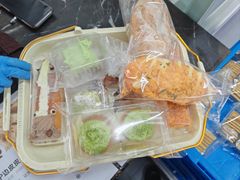 -炉边皮皮·烘焙甜品工厂店