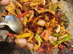 -富正毅三下锅·湘西韵味(天门山索道店)