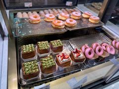 -巴黎贝甜(大宁国际商业广场店)