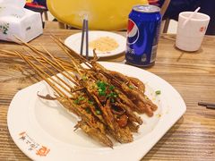 -范二妹独特烧烤夜宵城(宜宾总店)