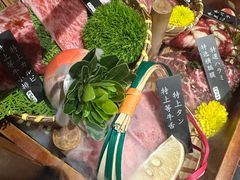 -山川小町·极番烧肉(新地假日广场店)