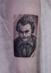 -729CLUB美式风格纹身店