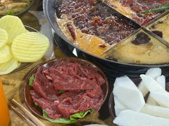 -正南齊北重庆老火锅(光华村直营店)