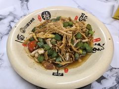-何永光123鲜牛肉馆(1号店)