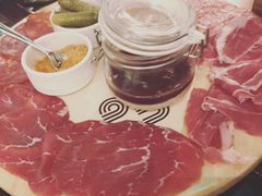 -恰餐厅及酒吧 CHAR Bar & Grill (北京丽都皇冠假日店)