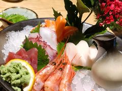 -枝魯枝魯自助料理