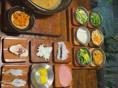 -银米·云南传统过桥米线(双廊黑金冠店)