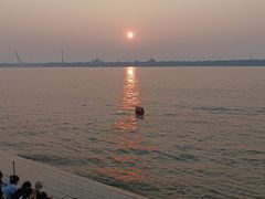 -人民防洪胜利纪念塔