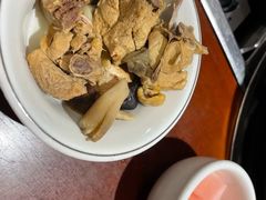 -菌之家·专业纯野生菌火锅·特色炒菌