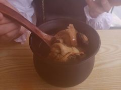 香菇煨土鸡汤-一灌煨汤(世茂店)