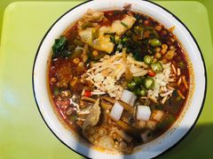 -丽丽三鲜螺蛳粉(田林路店)