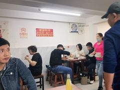 大堂-宝瑞门钉肉饼店
