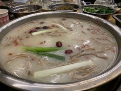 -去吃小龙虾·江湖菜·烧烤(南滨路店)