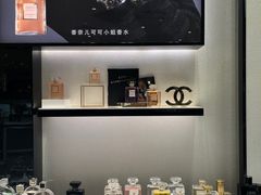 -梅龙镇广场