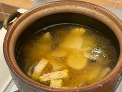 松茸鸡汤-一坐一忘云南菜(卓悦中心)