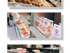 -HOT CRUSH趁热集合·现烤面包(环球港店)