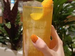 秋天的清晨-théATRE 茶聚场(王府中環店)