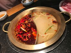 -潮火锅·麻辣牛肉火锅(观音桥方圆·LIVE店)