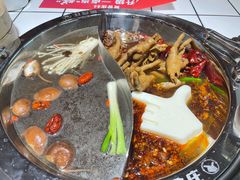 -贤合庄卤味火锅(安吉万达店)