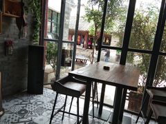 -大理岛·精品云南菜·音乐餐厅