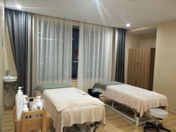 -涂tu指甲日式美甲美睫店