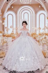 点击看大图 -艾拉·女王婚纱礼服馆