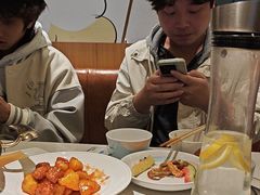 -小鱼小牛·鱼牛干锅·脆鱼火锅(世欧广场店)