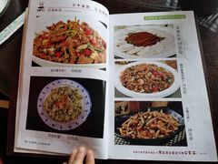 -刘胖子家常菜·蹄花焖藕(中南店)