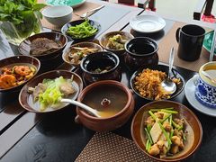 -丽江悦榕庄酒店-明月·雪山庭院餐厅