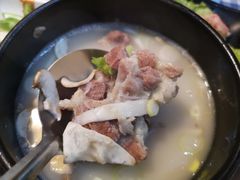 -益百岁牛尾汤(香山路店)