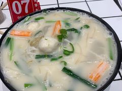 -肥汁米蘭香港米线(长宁来福士店)