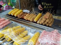 -小魏哥果仁烤面筋
