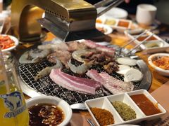 -万兴佳烤肉·长白山老味道(宏泰广场店)