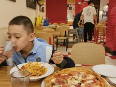 -城市大道红炉披萨烘焙坊