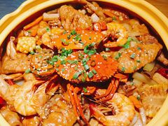 -多嘴超级肉蟹煲(杉杉国潮主题店)