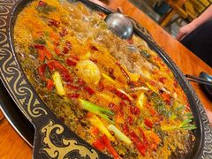-三道苗苗鱼·美蛙黄辣丁(八里店)
