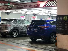 -虹桥天地-停车场