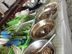 -金卯白肉罩火烧