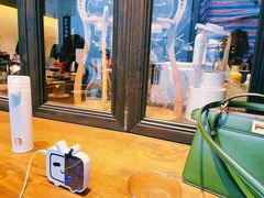 -Metal hands·铁手咖啡