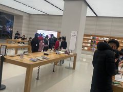 -Apple零售店(济南恒隆广场店)