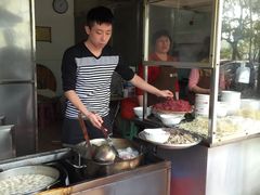 -潮镇老尾牛杂(环城西路店)