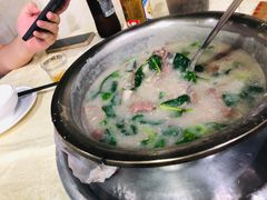 -标记美食新鲜猪杂(兴南大道店)