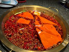 -小天鹅火锅·一线江景洪鼎旗舰店(洪崖洞店)