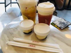 桃芝夭夭-桃桃屿·潮牌酷银(世纪荟店)