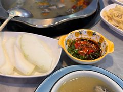 -光头药膳鸡(莱茵小镇店)