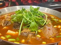 牛腩锅仔-徽品轩·徽菜馆·地道徽菜(合作经济广场店)